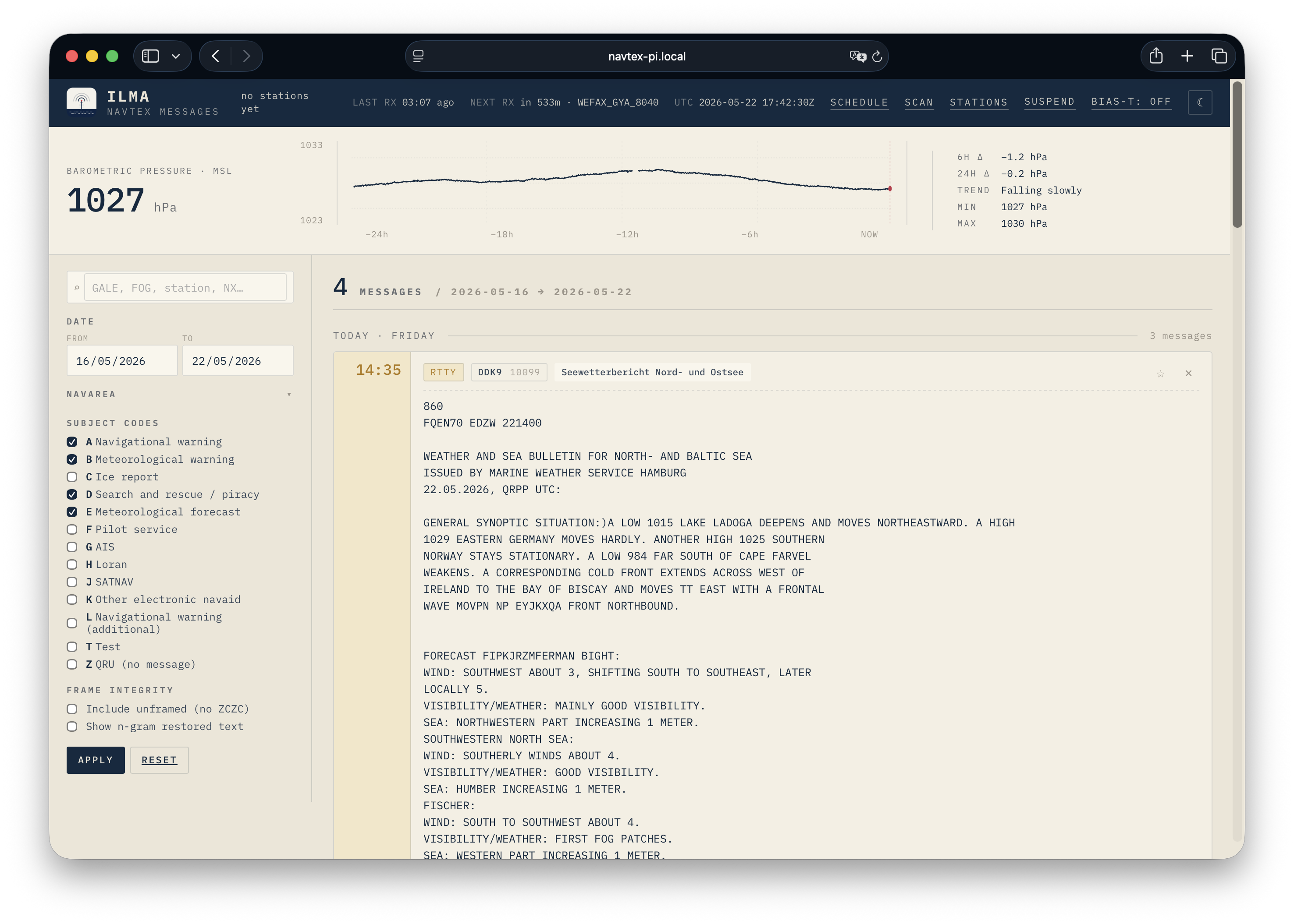 Ilma web interface: barometric-pressure trend in the topbar, NAVAREA and subject-code filters down the side, and a received DWD weather bulletin in the message archive.